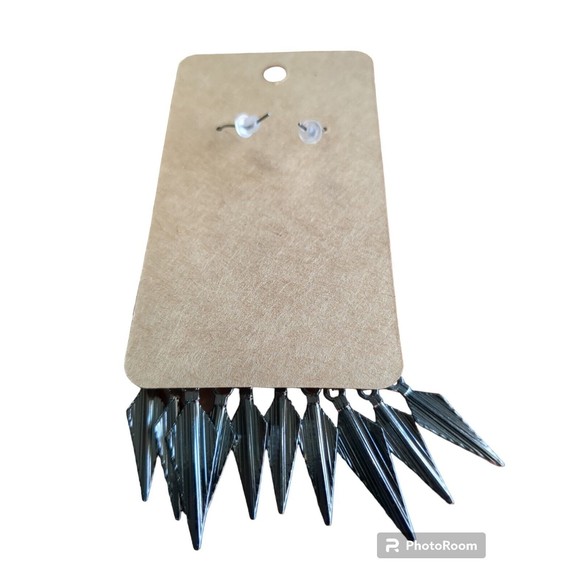 Paparazzi Earrings Squard Two Sets Of Pierced Earrings Beautiful - Picture 7 of 8